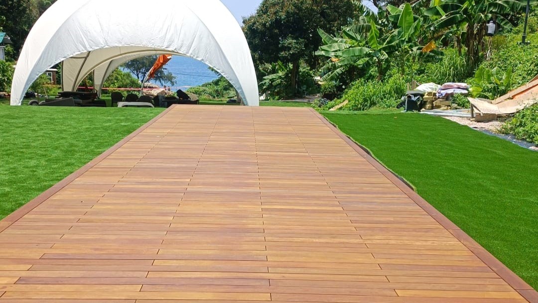 Outdoor wood, outdoor floor, deck, ipe