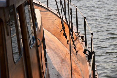 shipbuilding wood