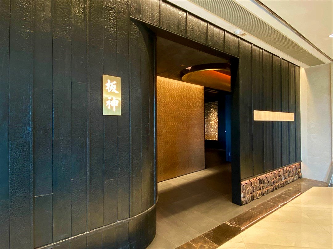 Charcoal burnt wood, carbonized wood, feature wall, wall panel